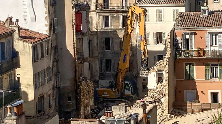 Κατάρρευση πολυκατοικίας στη Μασσαλία: Βρέθηκε και τέταρτος νεκρός στα συντρίμμια